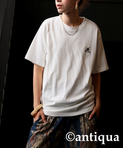 antiqua(アンティカ)の「ロゴ刺繍Tシャツ(Tシャツ/カットソー・レディース・ブラック/ホワイト・R/P)」の3枚目の写真