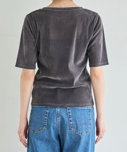 meilmada（メイルマダ）の「ソフトベロアトップス（Tシャツ/カットソー・レディース・チャコールグレー/アイボリー・FREE）」の16枚目の写真