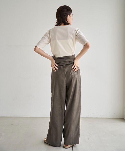 meilmada（メイルマダ）の「ソフトベロアトップス（Tシャツ/カットソー・レディース・チャコールグレー/アイボリー・FREE）」の9枚目の写真