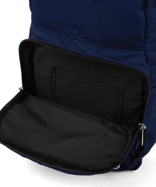 Champion（チャンピオン）の「champion/チャンピオン ボディバッグ オレゴン 7L No.63873（ボディバッグ/ウエストポーチ・メンズ・ネイビー/ブラック/グリーン/ベージュ・FREE）」の9枚目の写真