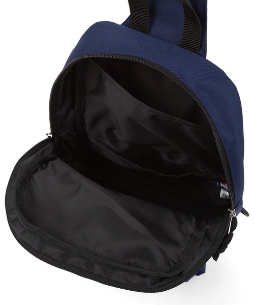Champion（チャンピオン）の「champion/チャンピオン ボディバッグ オレゴン 7L No.63873（ボディバッグ/ウエストポーチ・メンズ・ネイビー/ブラック/グリーン/ベージュ・FREE）」の10枚目の写真
