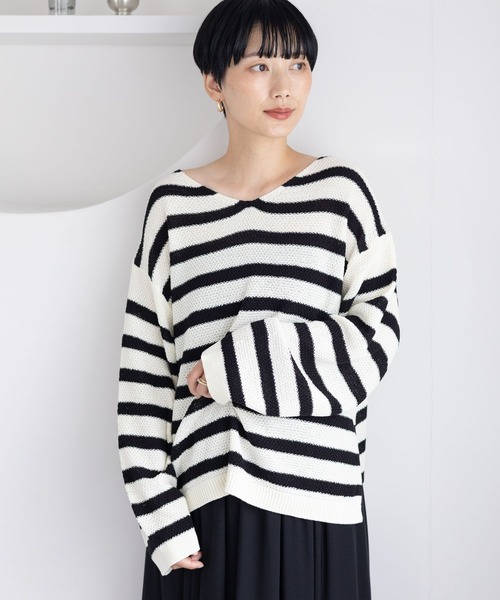 LEPSIM（レプシィム）の「7ゲージカノコ編み長袖プルオーバー　127650（ニット/セーター・レディース・オフホワイト/ブラック×ホワイト/オレンジ/モカ/ブラック・FREE）」の21枚目の写真