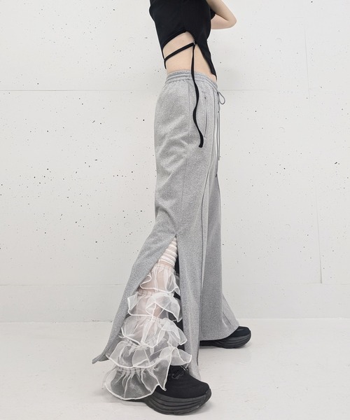 poiregnee（ポワニェ）の「［select］フリルレッグカバー（レッグウォーマー・レディース・ホワイト/ブラウン/ブラック/クリーム・FREE）」の5枚目の写真