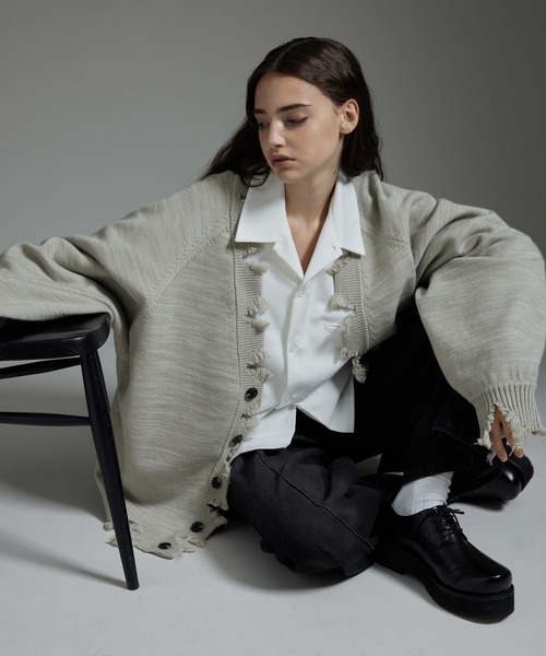 cussil（クシル）の「【cussil/クシル】プレーティング天竺アンチピリングルーズシルエットダメージカーディガン（カーディガン/ボレロ・メンズ・チャコールグレー/ワインレッド/オフホワイト/ライトグレー/ブラック/グレー/ダークグリーン・M/L/S/XS）」の8枚目の写真