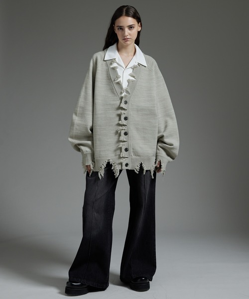 cussil（クシル）の「【cussil/クシル】プレーティング天竺アンチピリングルーズシルエットダメージカーディガン（カーディガン/ボレロ・メンズ・チャコールグレー/ワインレッド/オフホワイト/ライトグレー/ブラック/グレー/ダークグリーン・M/L/S/XS）」の13枚目の写真