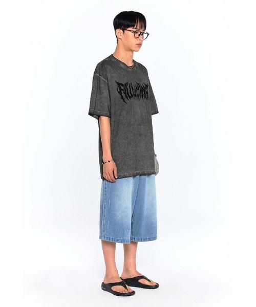 ALAND(エーランド)の「【UNISEX】Filluminate/GOTH LOGO T(Tシャツ/カットソー・メンズ・チャコール/ブラウン・MEDIUM/SMALL)」の16枚目の写真