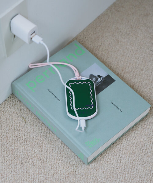 BIRTHDAY BAR（バースデイバー）の「【SAHIR サヒール】2WAY OVAL HAND WARMER 充電式（生活家電・レディース・ベージュ/ネイビー/グリーン・0）」の9枚目の写真