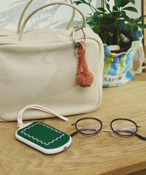 BIRTHDAY BAR（バースデイバー）の「【SAHIR サヒール】2WAY OVAL HAND WARMER 充電式（生活家電・レディース・ベージュ/ネイビー/グリーン・0）」の10枚目の写真