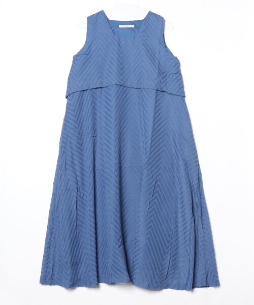 【セール】ジャガードシフォンレイヤード風フレアワンピース（ワンピース）｜On One's Own（オンワンズオン）