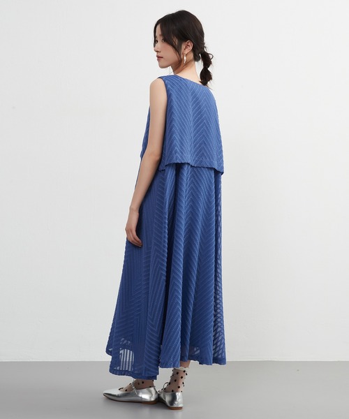 【セール】ジャガードシフォンレイヤード風フレアワンピース（ワンピース）｜On One's Own（オンワンズオン）