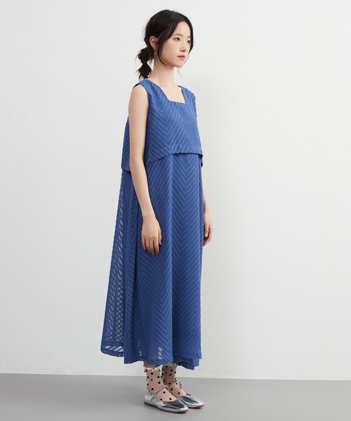 【セール】ジャガードシフォンレイヤード風フレアワンピース（ワンピース）｜On One's Own（オンワンズオン）