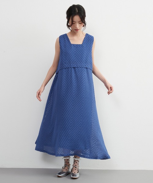 【セール】ジャガードシフォンレイヤード風フレアワンピース（ワンピース）｜On One's Own（オンワンズオン）