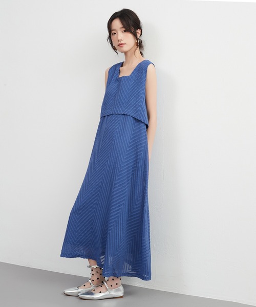 【セール】ジャガードシフォンレイヤード風フレアワンピース（ワンピース）｜On One's Own（オンワンズオン）