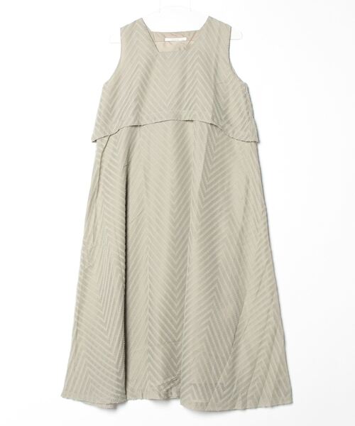 【セール】ジャガードシフォンレイヤード風フレアワンピース（ワンピース）｜On One's Own（オンワンズオン）