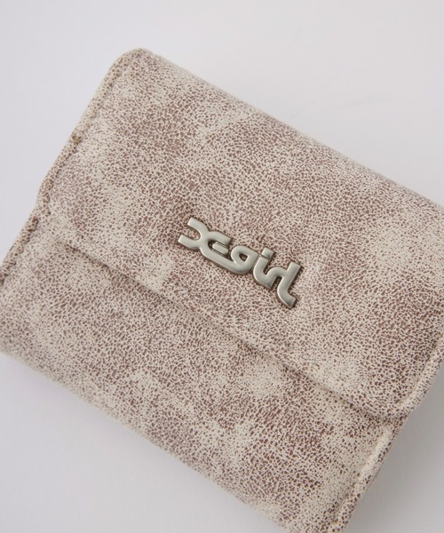 X-girl（エックスガール）の「DISTRESSED FAUX LEATHER MINI WALLET（財布・レディース・ベージュ/ブラック・ONE SIZE）」の8枚目の写真