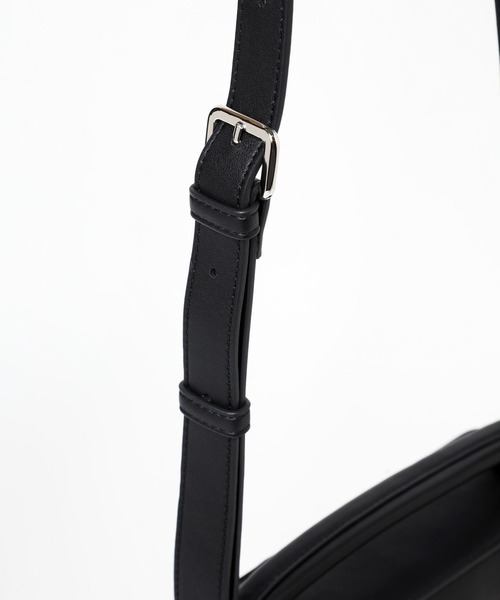 HARE（ハレ）の「【WEB限定】バニティショルダ－BAG(HARE)（ショルダーバッグ・メンズ・ブラック・FREE）」の6枚目の写真