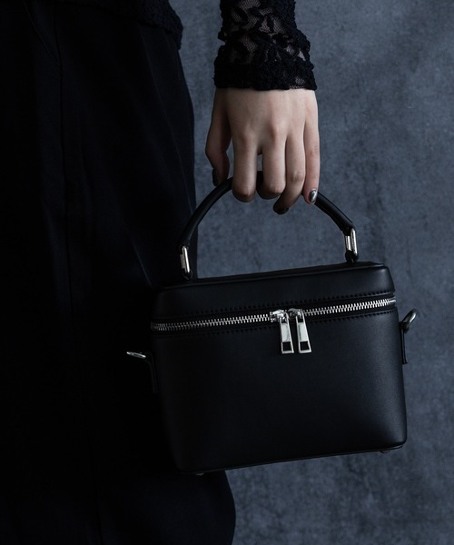 HARE（ハレ）の「【WEB限定】バニティショルダ－BAG(HARE)（ショルダーバッグ・メンズ・ブラック・FREE）」の17枚目の写真