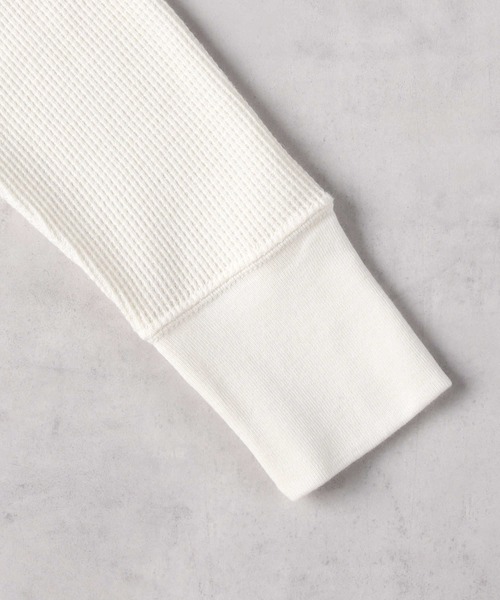 HANES(ヘインズ)の「【HANES】サーマルクルーネック長袖シャツ(Tシャツ/カットソー・メンズ・ブラック/ホワイト・M/L/XL)」の5枚目の写真