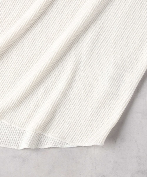 HANES(ヘインズ)の「【HANES】サーマルクルーネック長袖シャツ(Tシャツ/カットソー・メンズ・ブラック/ホワイト・M/L/XL)」の6枚目の写真