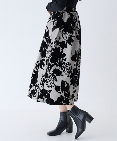 INCEDE（インシード）の「フロッキープリント ナイロンタックスカート（スカート・レディース・ブラック/ホワイト/オフホワイト・M/LL/L）」の6枚目の写真