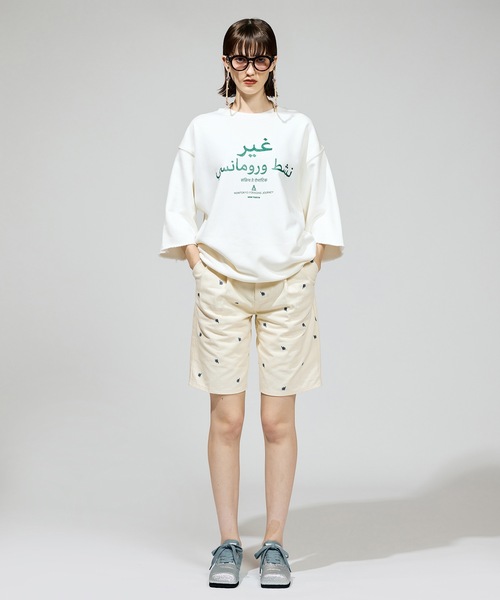 NON TOKYO(ノントーキョー)の「FLOWER EMBROIDERY TUCK SHORTS( feat.UNIVERSALOVERALL)(その他パンツ・レディース・キャメル/アイボリー/ブラック・1/2)」の4枚目の写真