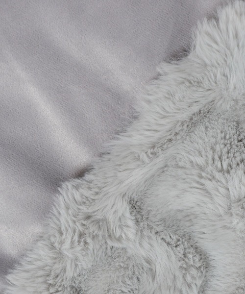 LAKOLE(ラコレ)の「ファーブランケット / 151422(ブランケット・レディース・ホワイト/ブラック/グレー・FREE)」の10枚目の写真