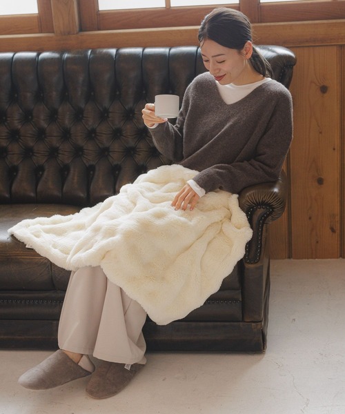 LAKOLE(ラコレ)の「ファーブランケット / 151422(ブランケット・レディース・ホワイト/ブラック/グレー・FREE)」の14枚目の写真