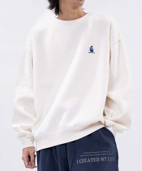 Red Cap Girl（レッドキャプガール）の「【a-r】JOHN'S CLOSET別注〔Red Cap Girl/レッドキャップガール〕ワンポイントガール刺繍ルーズサイズクルーネックスウェット（スウェット・メンズ・ダークグリーン/アッシュグレー/ブラック/チャコールグレー/ネイビー/オレンジ/ホワイト/アイボリー/ワイン/ブラウン・LARGE/MEDIUM/X-LARGE）」の3枚目の写真