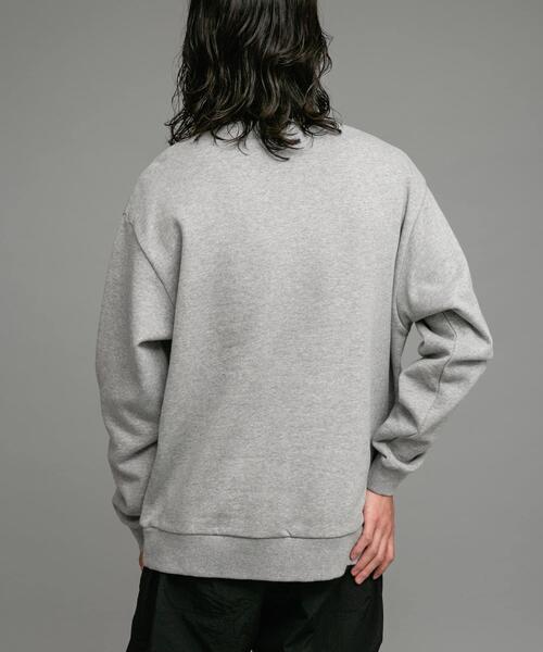 URBAN RESEARCH Sonny Label（アーバンリサーチサニーレーベル）の「『別注』SOLIFOR×Sonny Label　裏起毛スウェットプルオーバー（スウェット・メンズ・ブラック/グレー/グリーン/ブルー/イエロー/オレンジ・MEDIUM/LARGE）」の10枚目の写真