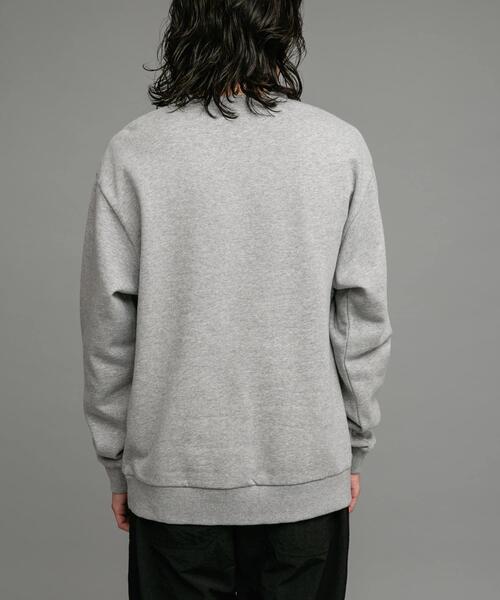 URBAN RESEARCH Sonny Label（アーバンリサーチサニーレーベル）の「『別注』SOLIFOR×Sonny Label　裏起毛スウェットプルオーバー（スウェット・メンズ・ブラック/グレー/グリーン/ブルー/イエロー/オレンジ・MEDIUM/LARGE）」の19枚目の写真