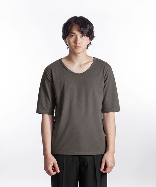 ZIP FIVE -White Line-（ジップファイブホワイトライン）の「【White Line】 スクープネック 5分カットソー（Tシャツ/カットソー・メンズ・ブラック/オフホワイト/ブラウン/モカ/チャコール・MEDIUM/LARGE）」の4枚目の写真