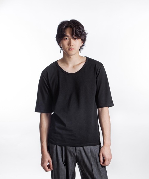 ZIP FIVE -White Line-（ジップファイブホワイトライン）の「【White Line】 スクープネック 5分カットソー（Tシャツ/カットソー・メンズ・ブラック/オフホワイト/ブラウン/モカ/チャコール・MEDIUM/LARGE）」の3枚目の写真