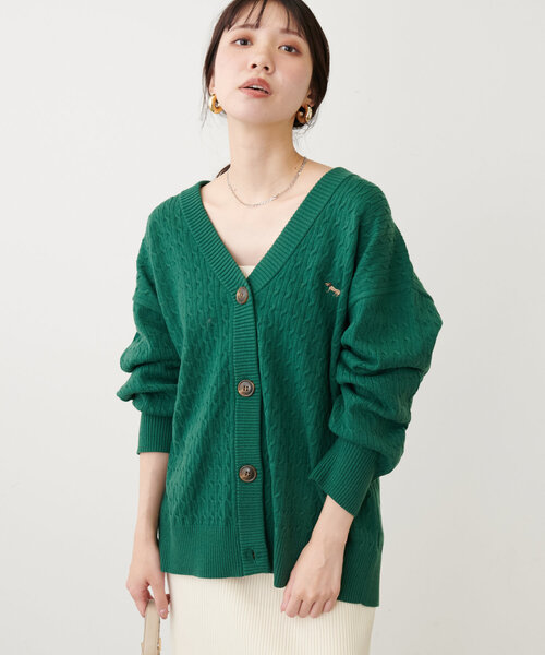 natural couture(ナチュラルクチュール)の「【WEB限定】アニマル刺繍入りケーブルゆるカーデ(カーディガン/ボレロ・レディース・チャコールグレー/アイボリー/グリーン/ボルドー・FREE)」の12枚目の写真