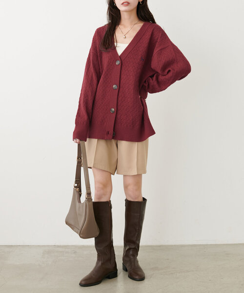 natural couture(ナチュラルクチュール)の「【WEB限定】アニマル刺繍入りケーブルゆるカーデ(カーディガン/ボレロ・レディース・チャコールグレー/アイボリー/グリーン/ボルドー・FREE)」の16枚目の写真