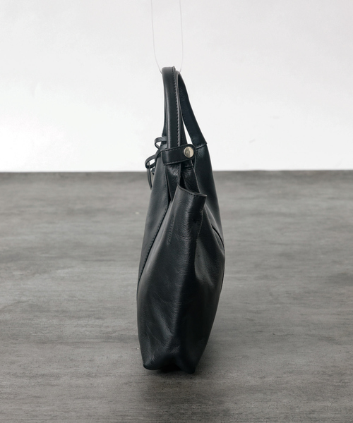 ABAHOUSE（アバハウス）の「【ARUTEMIKA/アルテミカ】real leather スモール2WAYショルダーバッグ（ショルダーバッグ・メンズ・ブラック・フリー）」の4枚目の写真