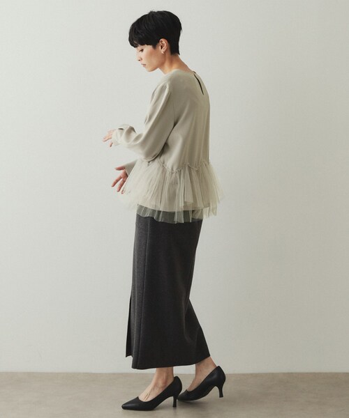 OPAQUE.CLIP（オペークドットクリップ）の「◆チュールドッキング ペプラムブラウス【洗濯機洗い可】（シャツ/ブラウス・レディース・ブラック/ナチュラル/ブルー・38/40/42）」の10枚目の写真