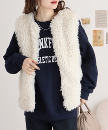 くるくるシープボアファーベスト