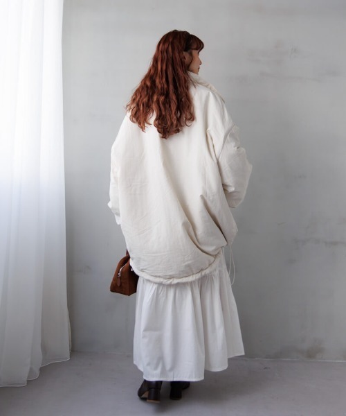 flower（フラワー）の「ユースフルナイロンコート（ナイロンジャケット・レディース・ライトカーキ/アイボリー・FREE）」の8枚目の写真