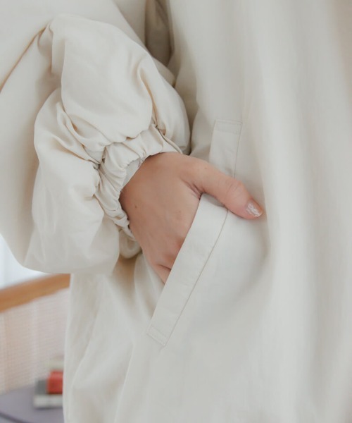 flower（フラワー）の「ユースフルナイロンコート（ナイロンジャケット・レディース・ライトカーキ/アイボリー・FREE）」の22枚目の写真