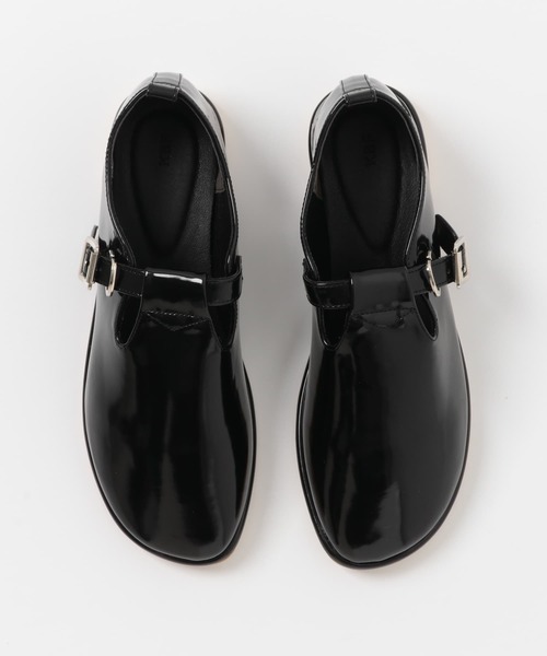 KBF(ケイビーエフ)の「Tストラップガラスローファー(その他シューズ・レディース・ブラック/ネイビー・36/37/38)」の7枚目の写真