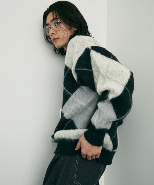 Shoowtime(ショウタイム)の「Mohair like jacquard argyle knit sweater / モヘアライクジャガードアーガイルニットセーター(ニット/セーター・メンズ・ブラック/ライトグリーン・LARGE/X-LARGE/MEDIUM)」の6枚目の写真