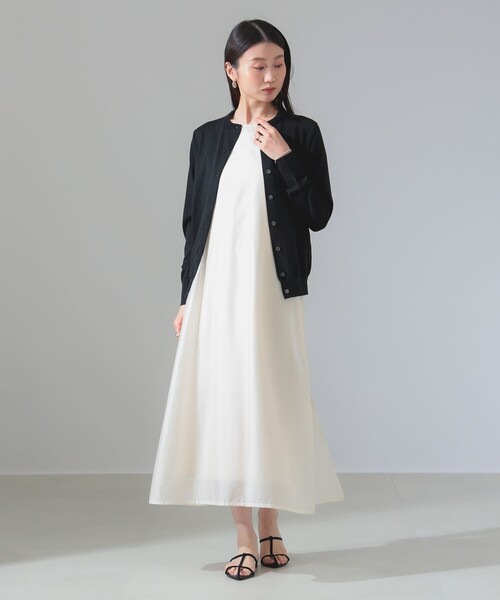 Demi-Luxe BEAMS(デミルクス ビームス)の「【別注】SLOANE / 18ゲージ 天竺 クルーネック カーディガン(ニット/セーター・レディース・カーキ/ブラック・1/2)」の8枚目の写真