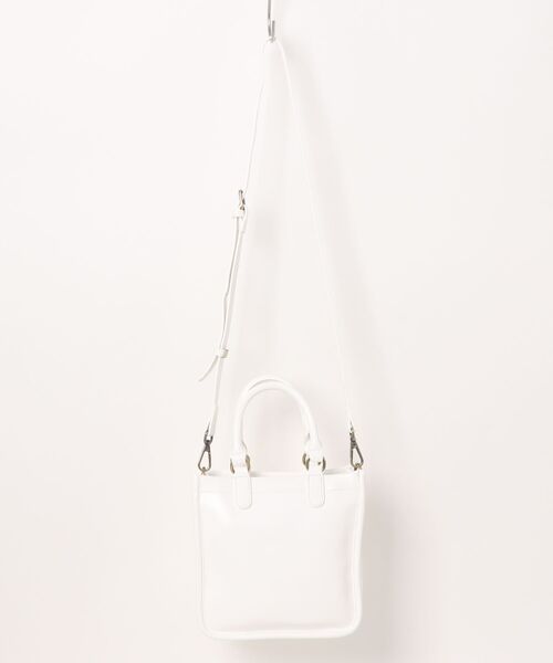 NiiNa（ニーナ）の「【NiiNa】【高品質牛革】2wayスクエアグロスレザーバッグ（ハンドバッグ・レディース・ブラウン/ブラック/ベージュ/ホワイト/キャメル・FREE）」の22枚目の写真