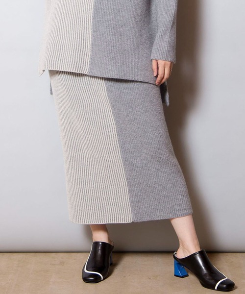 OSMOSIS（オズモーシス）の「畦ストライプニットスカート（スカート・レディース・ライトグレー/ダークグレー/ブラック・ONE SIZE）」の3枚目の写真