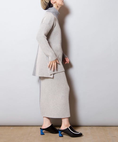 OSMOSIS（オズモーシス）の「畦ストライプニットスカート（スカート・レディース・ライトグレー/ダークグレー/ブラック・ONE SIZE）」の13枚目の写真