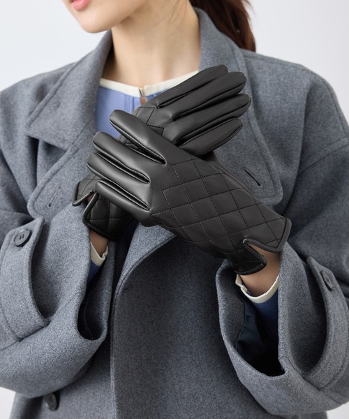 ROPE' PICNIC(ロペピクニック)の「シンセティックレザーキルティンググローブ(手袋・レディース・ベージュ系その他/ブラック・FREE)」の1枚目の写真