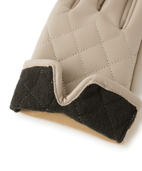 ROPE' PICNIC(ロペピクニック)の「シンセティックレザーキルティンググローブ(手袋・レディース・ベージュ系その他/ブラック・FREE)」の14枚目の写真