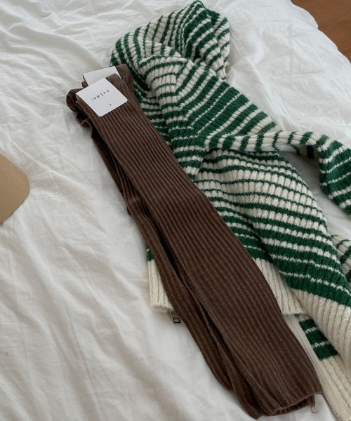 SHEPP（シープ）の「リブロングニーハイソックス/2WAY ルーズソックス（ソックス/靴下・レディース・グレー/ベージュ/ブラウン/ホワイト/アイボリー/ブラック・F）」の10枚目の写真