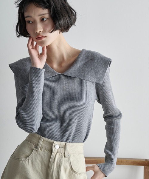 THE YOn（ザヨン）の「ビックカラーリブニットトップス（ニット/セーター・レディース・オフホワイト/グレー/ホワイト×ブラック/ブラック・FREE）」の4枚目の写真