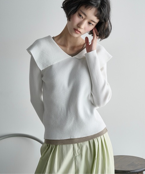 THE YOn（ザヨン）の「ビックカラーリブニットトップス（ニット/セーター・レディース・オフホワイト/グレー/ホワイト×ブラック/ブラック・FREE）」の2枚目の写真